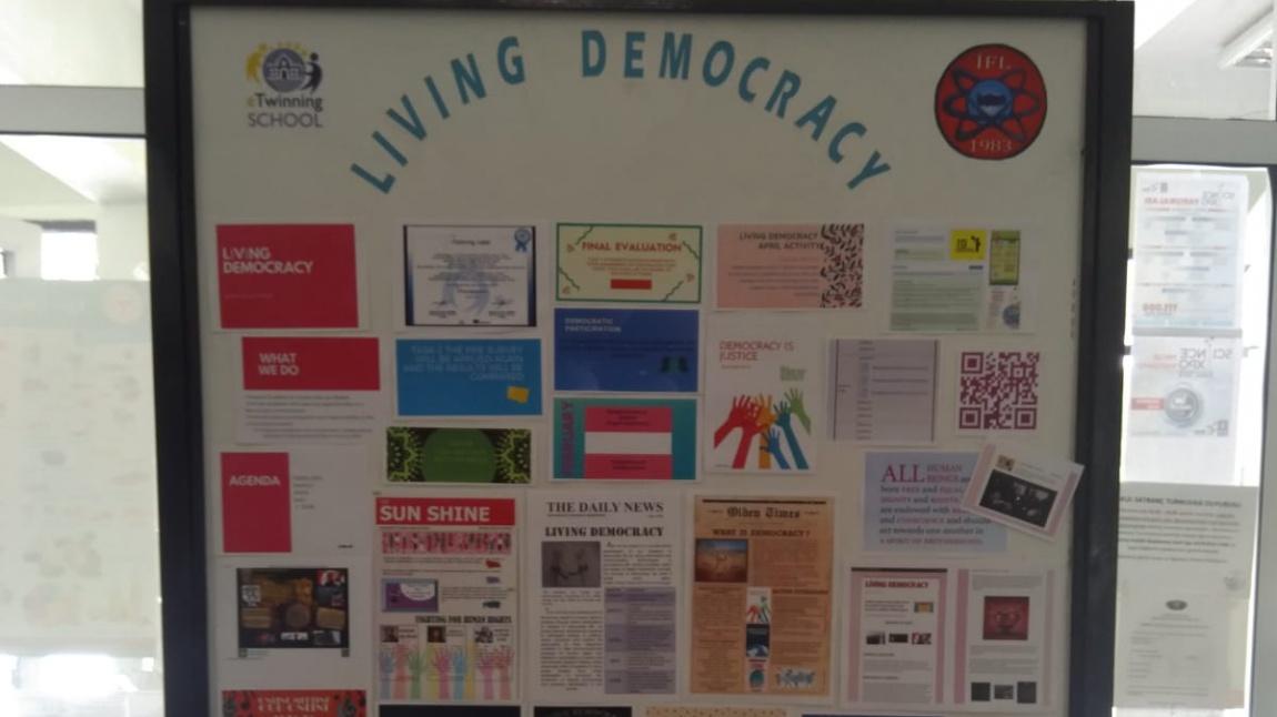 eTwinning Projesi - Living Democracy